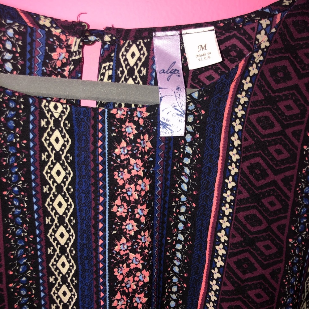 Beautiful patterned blouse - Picture 5 of 6